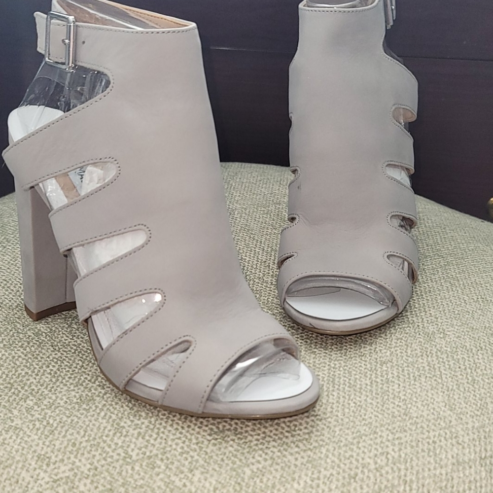 Steve Madden chunk heel sandle